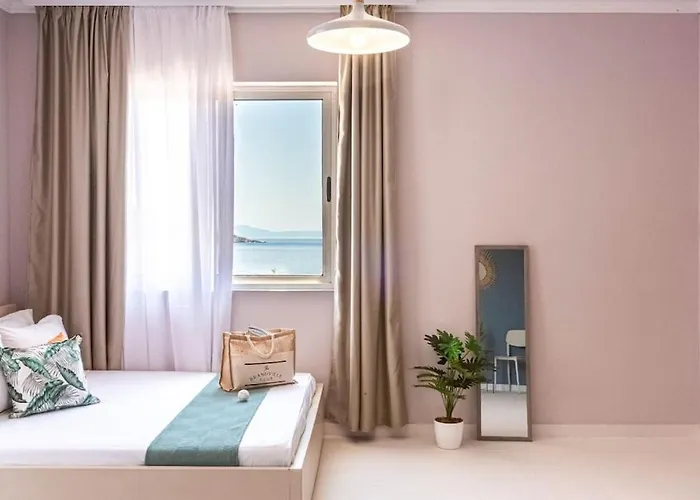 Himara City 24 - Central & Beach Access